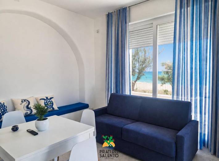 B&b per 4 persone, con giardino e terrazza nonché panorama a Campomarino di Maruggio