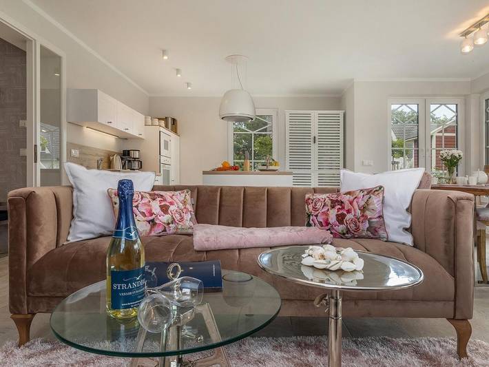 Neu erbautes Luxus Traumhaus in ruhiger Sackgasse in Zingst, Fischland - Darß - Zingst