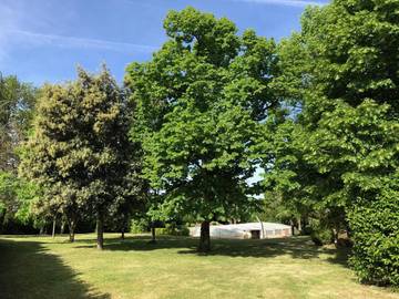 Gîte pour 7 personnes, avec piscine et jardin à Faux (Dordogne)