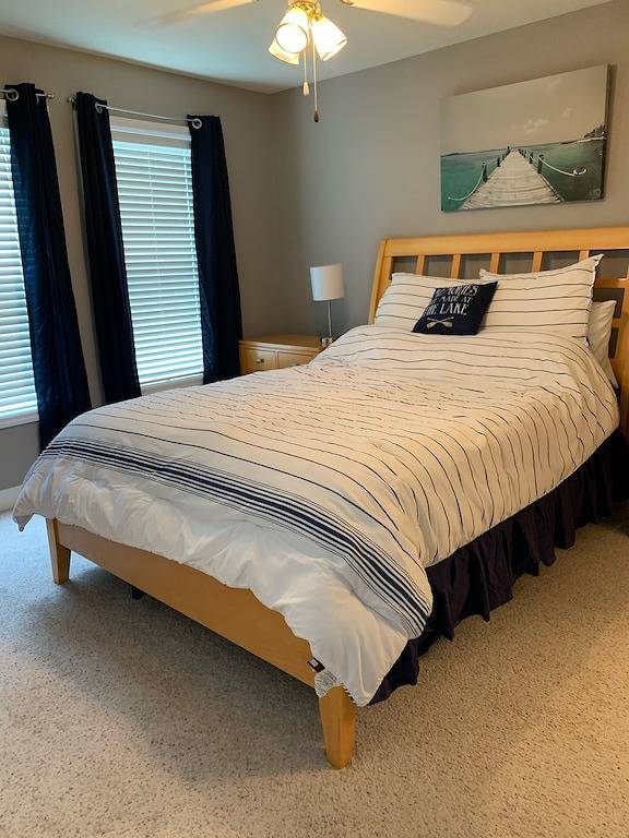 Ganze Wohnung, Schöne voll möblierte 2Br 2Ba Condo W / Pool in Lake Ozark, Lake of the Ozarks