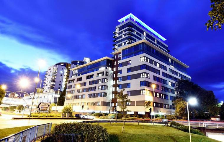 Apartment for 4 people, with View in Basingstoke