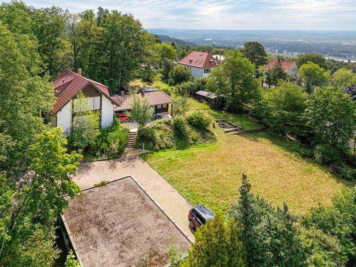 Ferienwohnung für 7 Personen, mit Terrasse und Garten sowie Ausblick in Schönfeld-Weißig