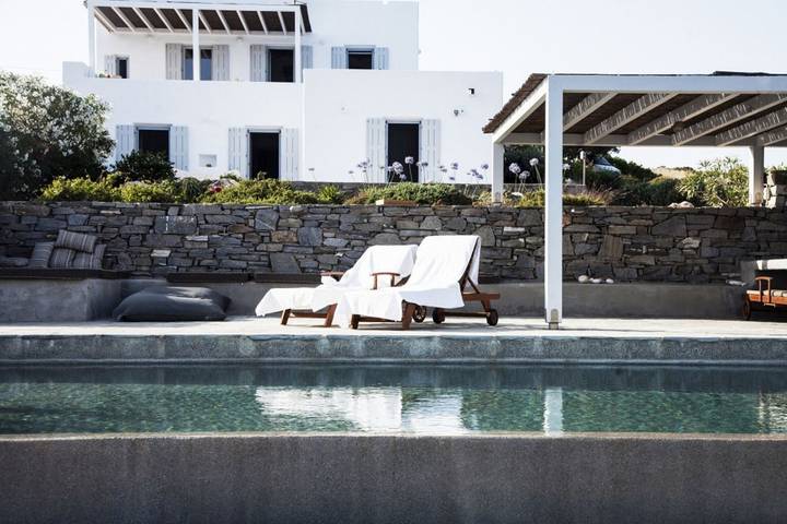 Location de vacances pour 7 personnes, avec Vue sur l’océan et Balcon ainsi que Jardin et Piscine dans Aliki - 3