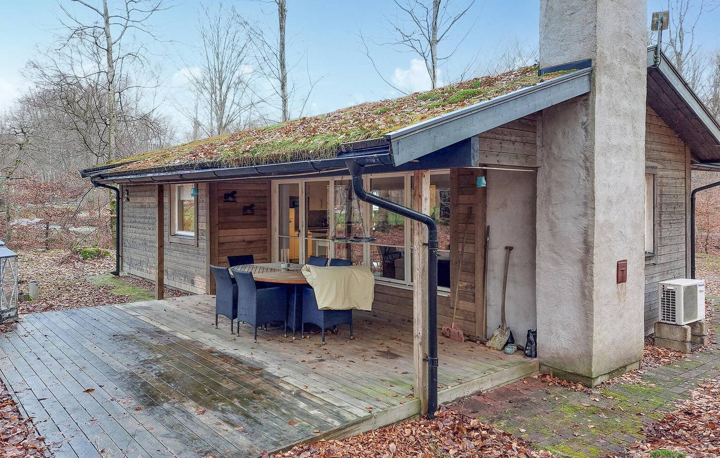Hus för 4 Personer med terass in Ängeleholms kommun