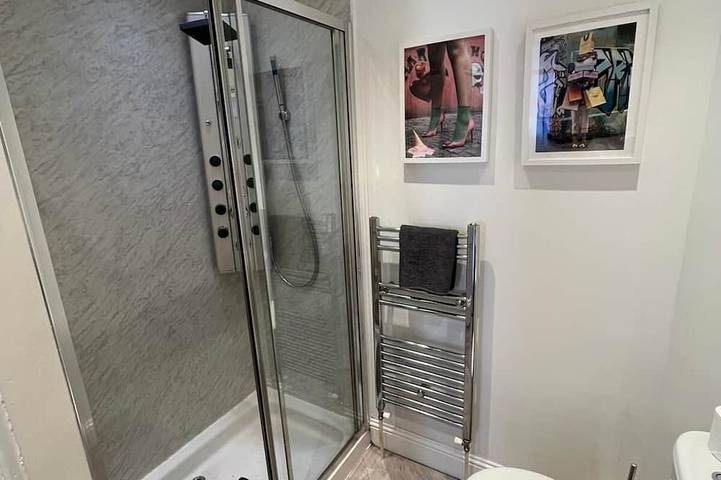 Appartamento intero, Bright 2 bedroom 1st floor flat near The Meadows in Edimburgo, Lothian