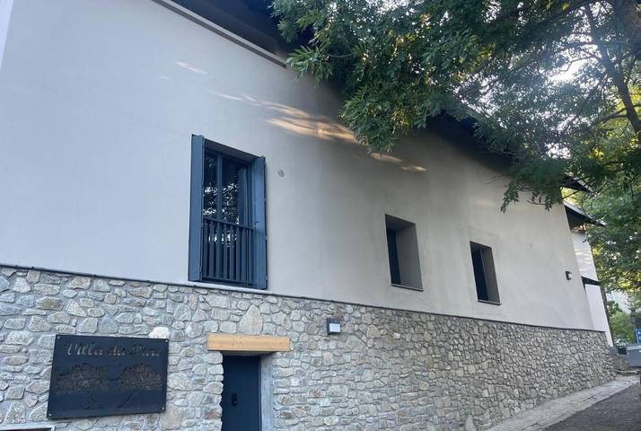 Location de vacances pour 16 personnes, avec vue et jardin à Formiguères - 3