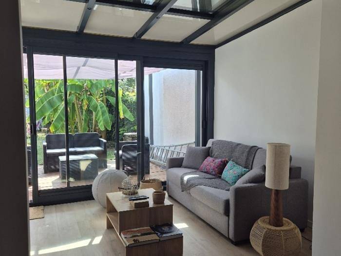Maison rénovée avec goût - Jardin et terrasse in Rochefort, Région de Rochefort