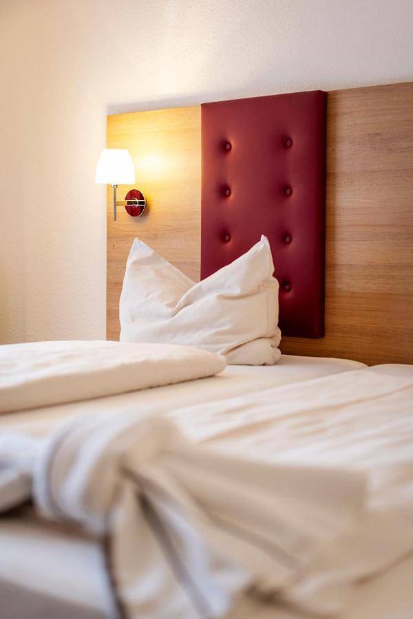 Hotel voor 2 personen, with uitzicht and sauna as well as uitzicht op het meer and terras, met huisdier in Noordelijk Zwarte Woud