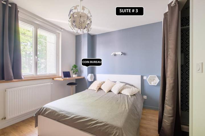 Gîte pour 4 personnes à Tassin-la-Demi-Lune - 3