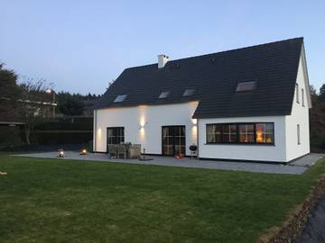 Location de vacances pour 8 personnes, avec terrasse et sauna à Malmedy