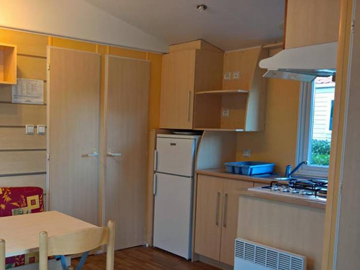 Camping Le Devancon - Mobilheim 4 personen - Maxi Confort Irm Loggia 4 pers 2Schlafzimmer - Klima in Peynier, Mittelmeerküste (Frankreich)