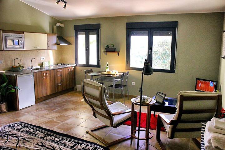 Apartment for 2 people, full nature (A5) in Berzocana, Région de Cáceres