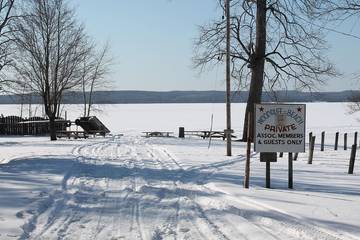 Cottage for 8 Guests in Hubbard Lake, Lake Huron, Picture 1