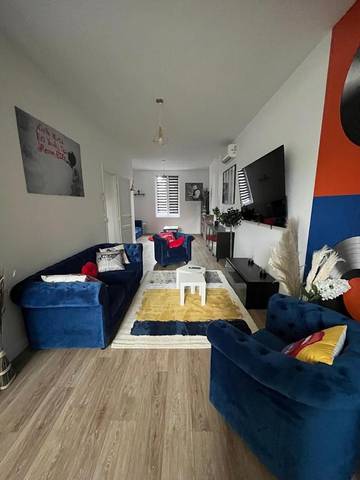 Villa pour 10 personnes, avec terrasse et jardin à Reims