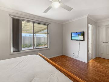 Holiday Rental for 8 People in Broulee, New South Wales, Photo 3