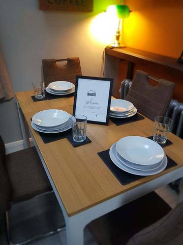 Log Cabin for 6 People in County Down, Ulster, Photo 3