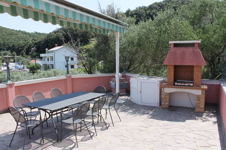 Ferienwohnung für 2 Personen, mit Balkon/Terrasse, mit Haustier in Supetarska Draga