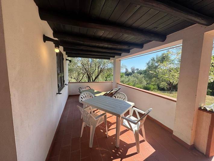 Gîte pour 8 personnes, avec Terrasse ainsi que Jardin et Vue à Santa Marina - 4