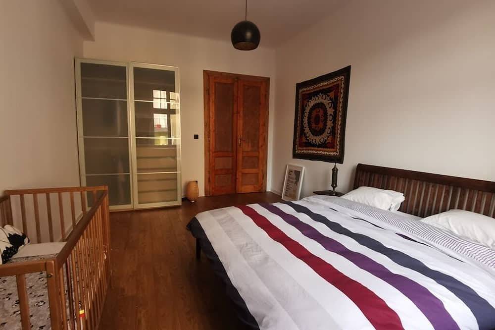 Appartement entier, Designer Apartment 110m² w/ King Beds, Balcony, Smart Tv + Equipped Kitchen in Cracovie, Petite-Pologne