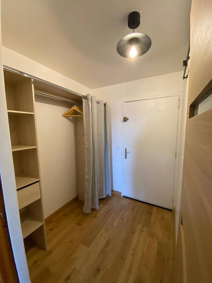 Gîte pour 3 personnes, avec balcon dans Plage Des Tamaris Cavalaire Sur Mer - 4