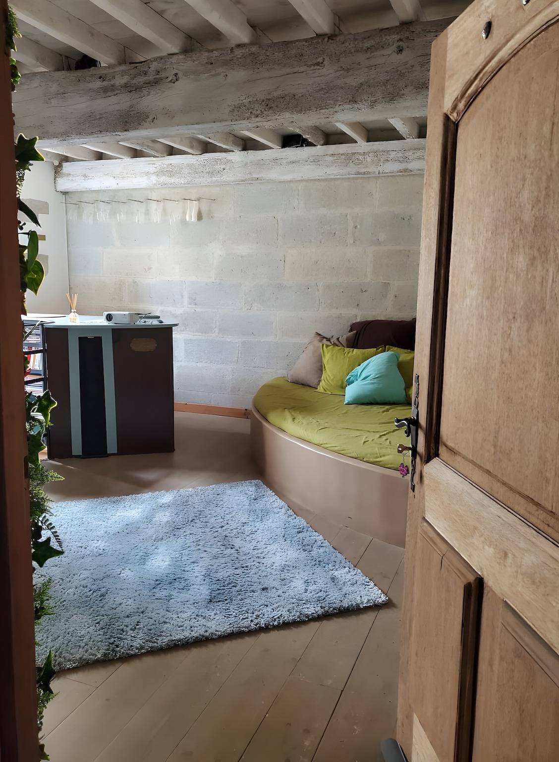 Casa Vacacional 'Gite La Paloma' con Wi-Fi y Aire Acondicionado in Barbentane, Region de Arles