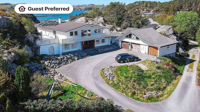 Ferienhaus für 13 Personen, mit Sauna und Whirlpool sowie Terrasse in Fitjar