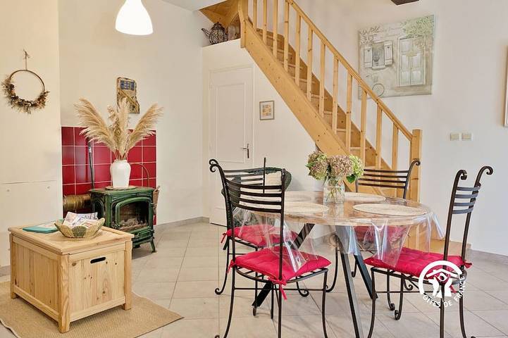 Gîte pour 2 personnes, avec Terrasse et Jardin
