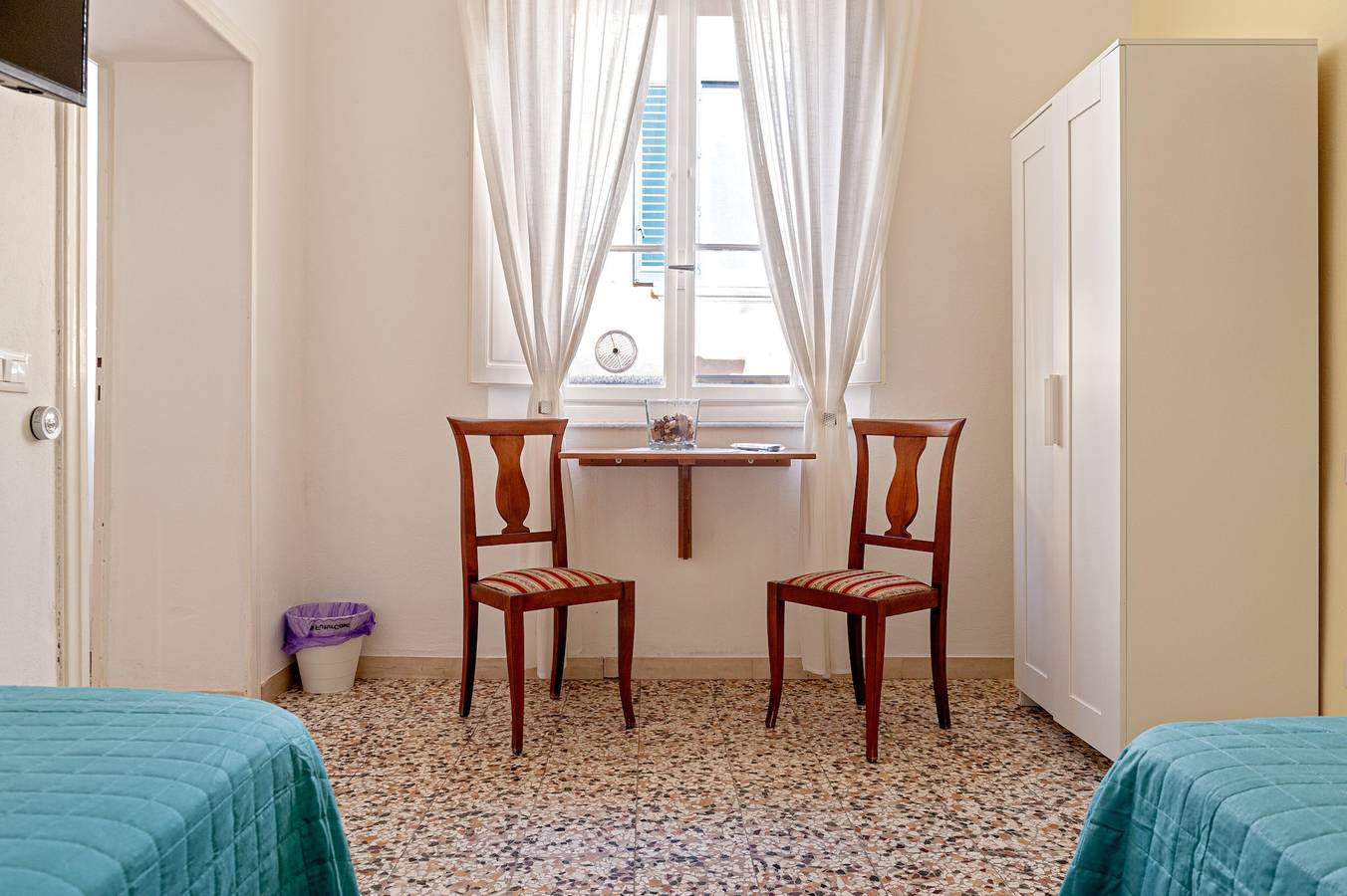 Entire apartment, Apartment 'Gate Centro' with Private Terrace, Wi-Fi and Air Conditioning in Pisa, Italian Riviera