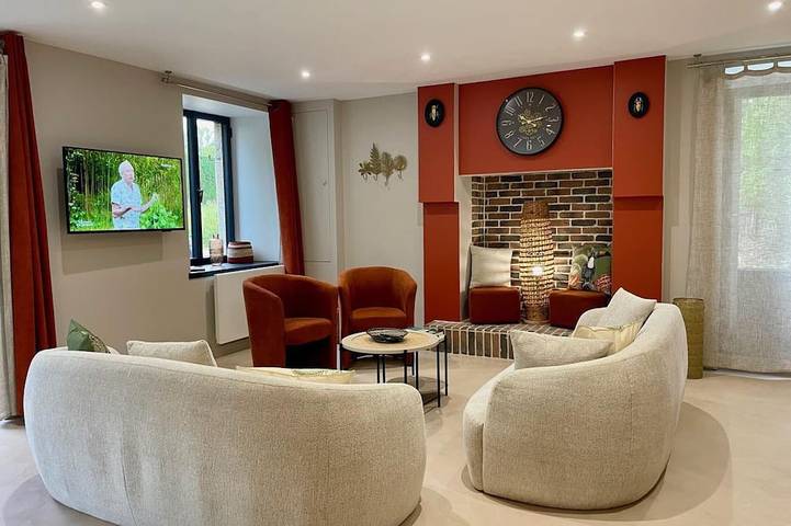Gîte pour 7 personnes, avec jardin à Montfarville