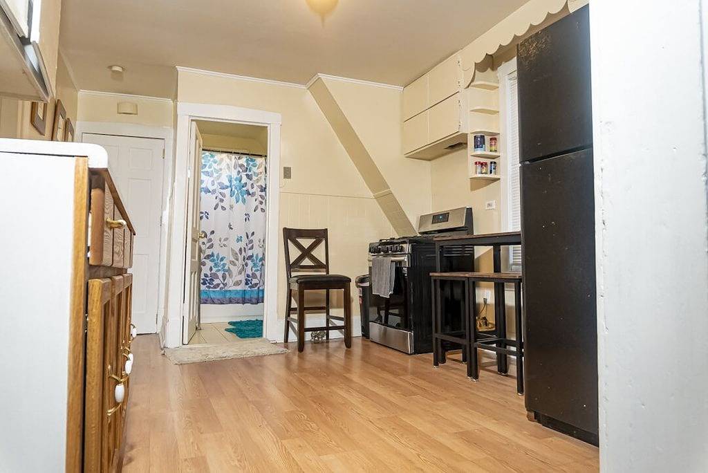 Ganze Wohnung, Exquisite Rogers Park 1bd/1bath Apt. Near Evanston in Chicago, Cook County