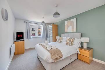 Apartment for 4 People in Northampton, Northamptonshire, Photo 2