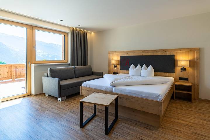Hotel für 2 Personen, mit Balkon und Terrasse sowie Garten und Sauna in Fügenberg