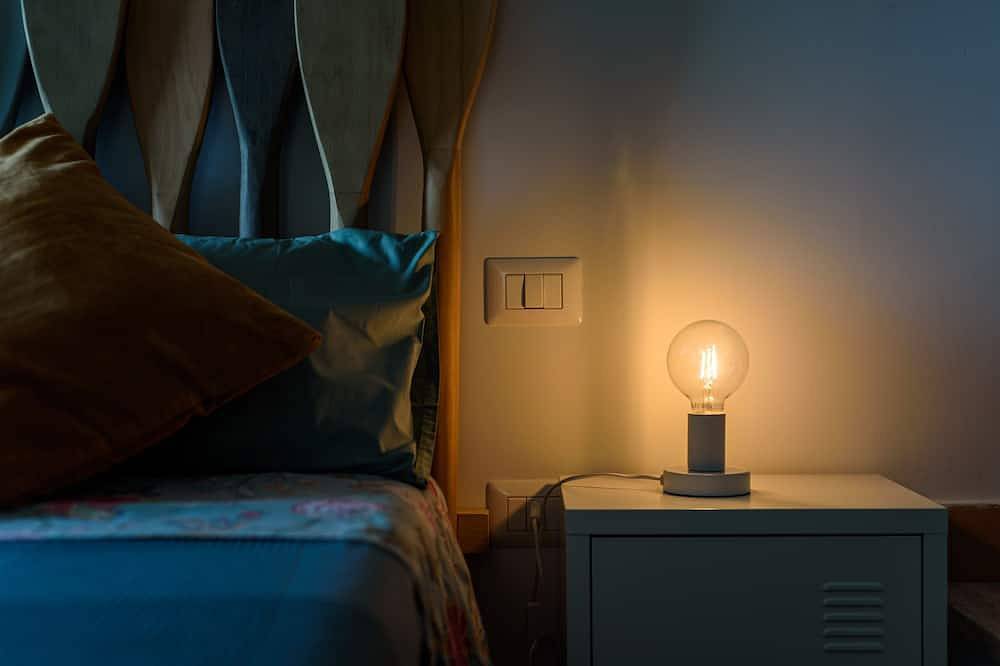 Entire apartment, Central location, design and comfort. On the harbor, near station for Naples. in Pozzuoli, Naples Province