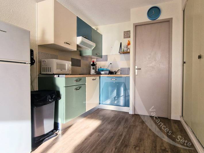 Gîte pour 4 personnes, avec terrasse dans Plage Lazaret - 4