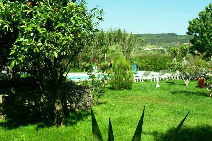 Bed and breakfast for 3 people, with pool and hot tub as well as garden - 1