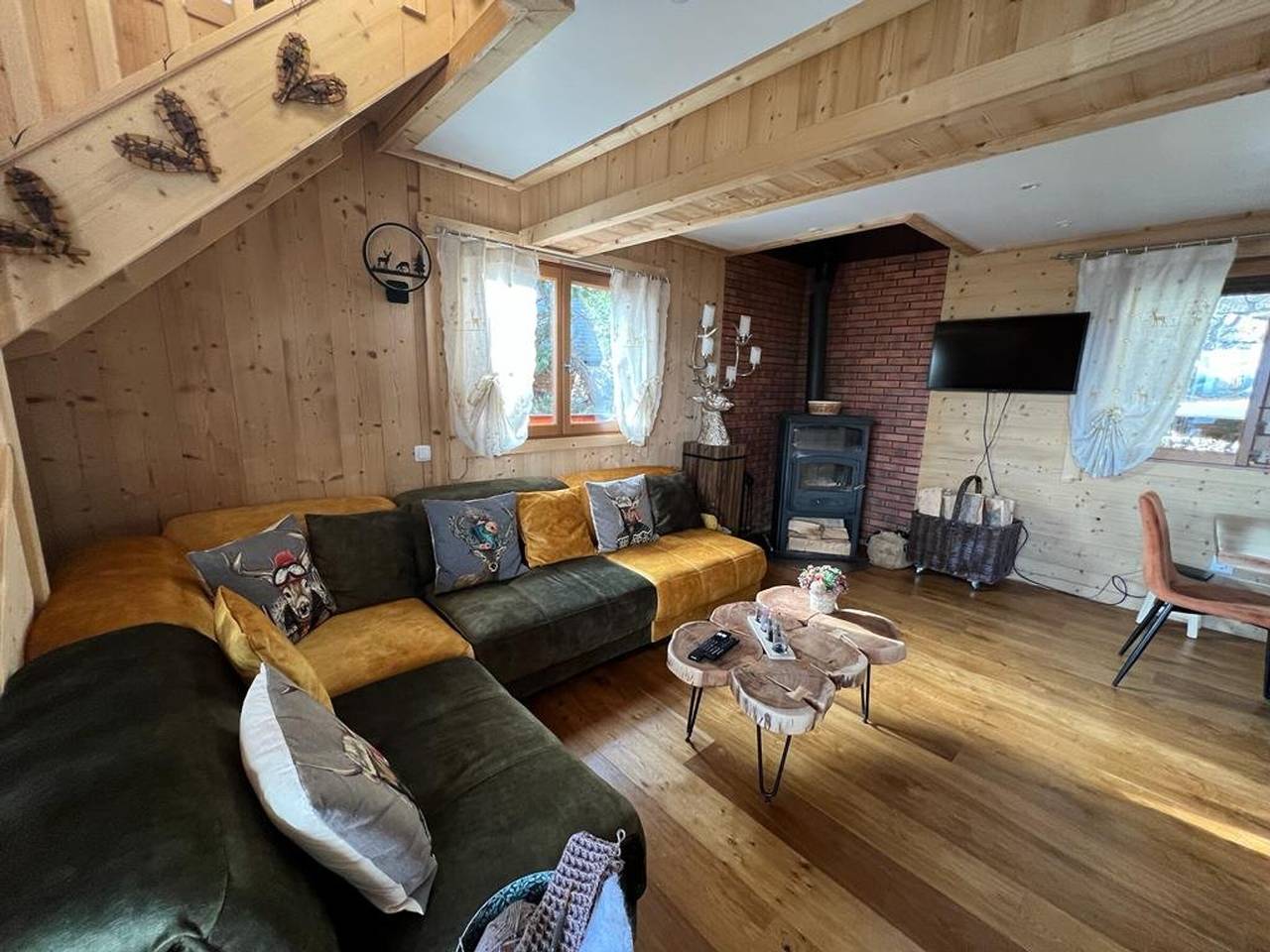 Chalet spacieux aux Angles avec 4 chambres et coin détente in Les Angles, Région de Prades
