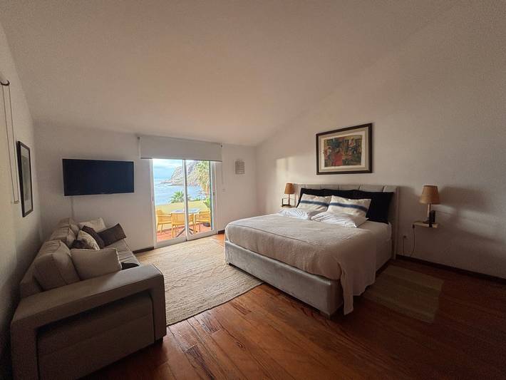 Ganze Wohnung, Suite Bela Vigia 1 mit Gemeinschaftspool, Garten und Wlan in Jardim do Mar, Madeira