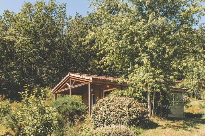 Parc de vacances pour 4 personnes, avec Terrasse ainsi que Jardin et Piscine à Marminiac - 2