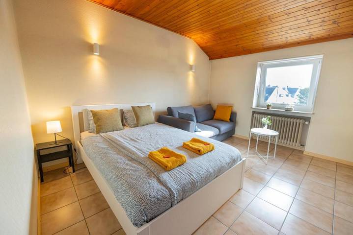 Appartement de vacances pour 8 personnes, avec jardin ainsi que vue et balcon