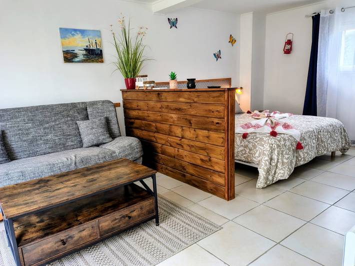 Chambre d’hôte pour 4 personnes, avec terrasse ainsi que jardin et piscine en Charente-Maritime - 4