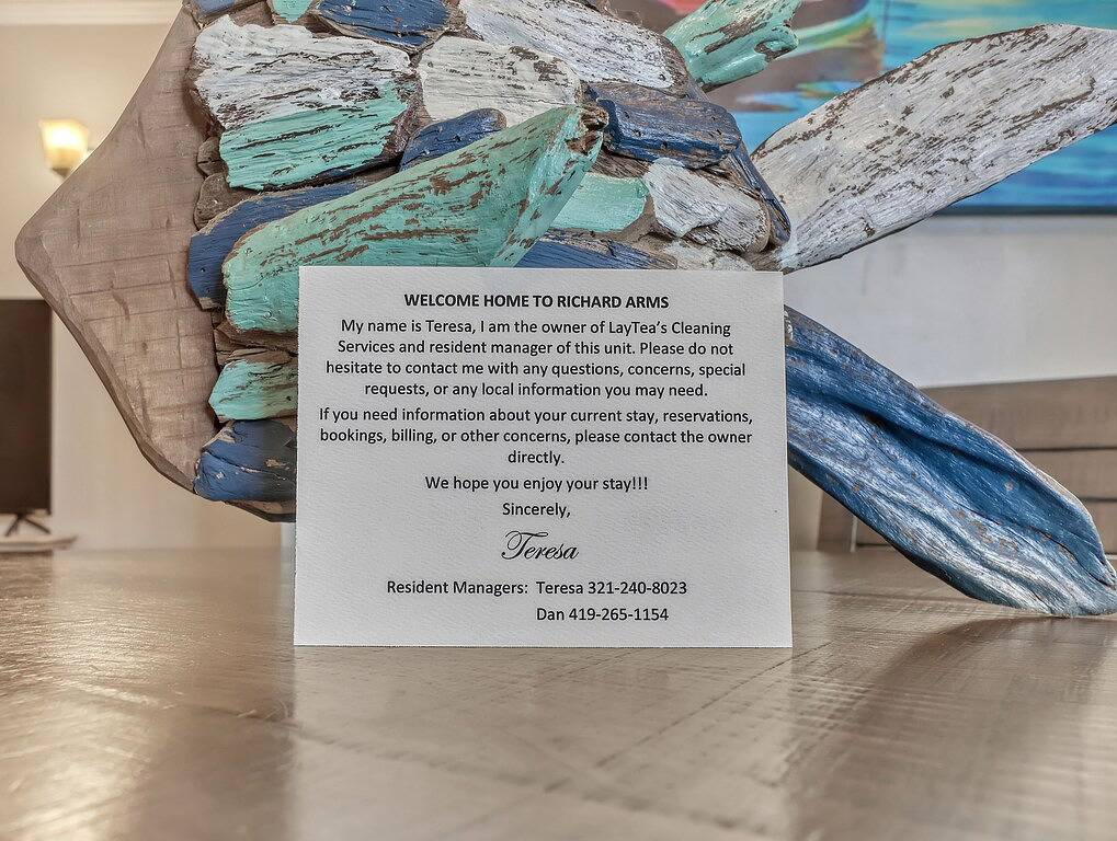 Ganze Wohnung, Coco Beach neu renoviert, offen 2/1 ersten Stock direkt am Meer Wohnung. in Space Coast