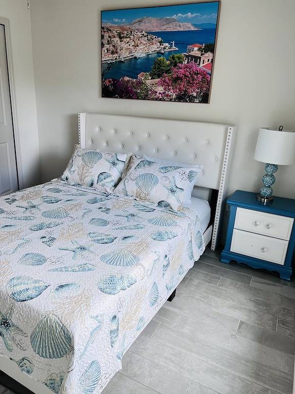 Vacation rental for 9 people, with terrace and yard in North Fort Myers