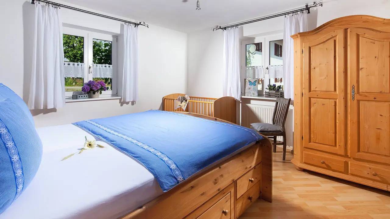 Ganze Ferienwohnung, Ferienwohnung für 5 Personen (100 m²) in Laufen in Laufen, Rupertiwinkel