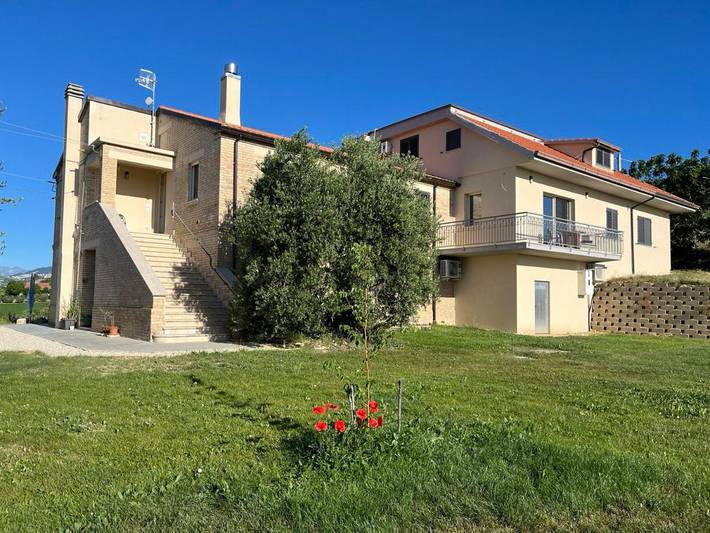 B&b per 2 persone, con Giardino e Panorama a Offida