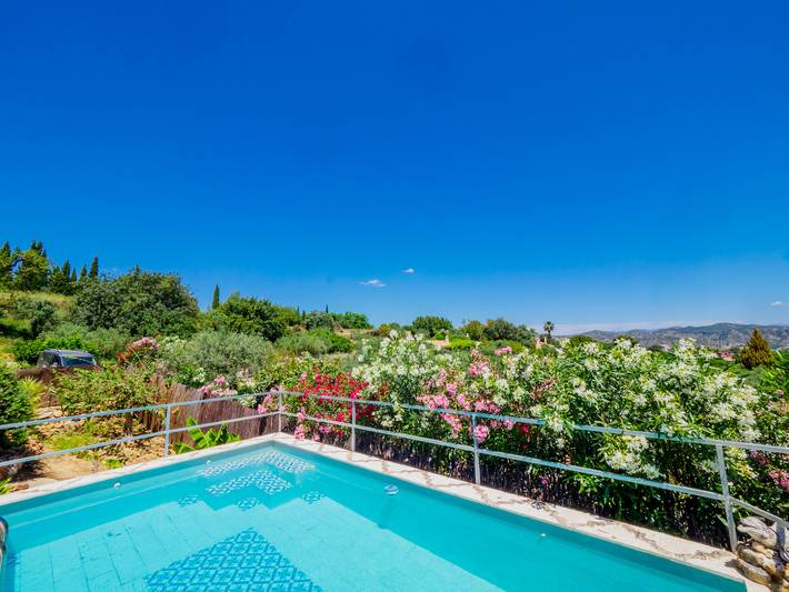 Casa rural para 6 personas, con terraza y jardín, Se admiten mascotas en Alhaurín de la Torre - 4