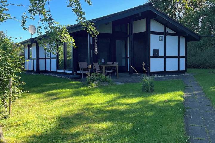 Ferienhaus für 5 Personen, mit Balkon und Garten - 1
