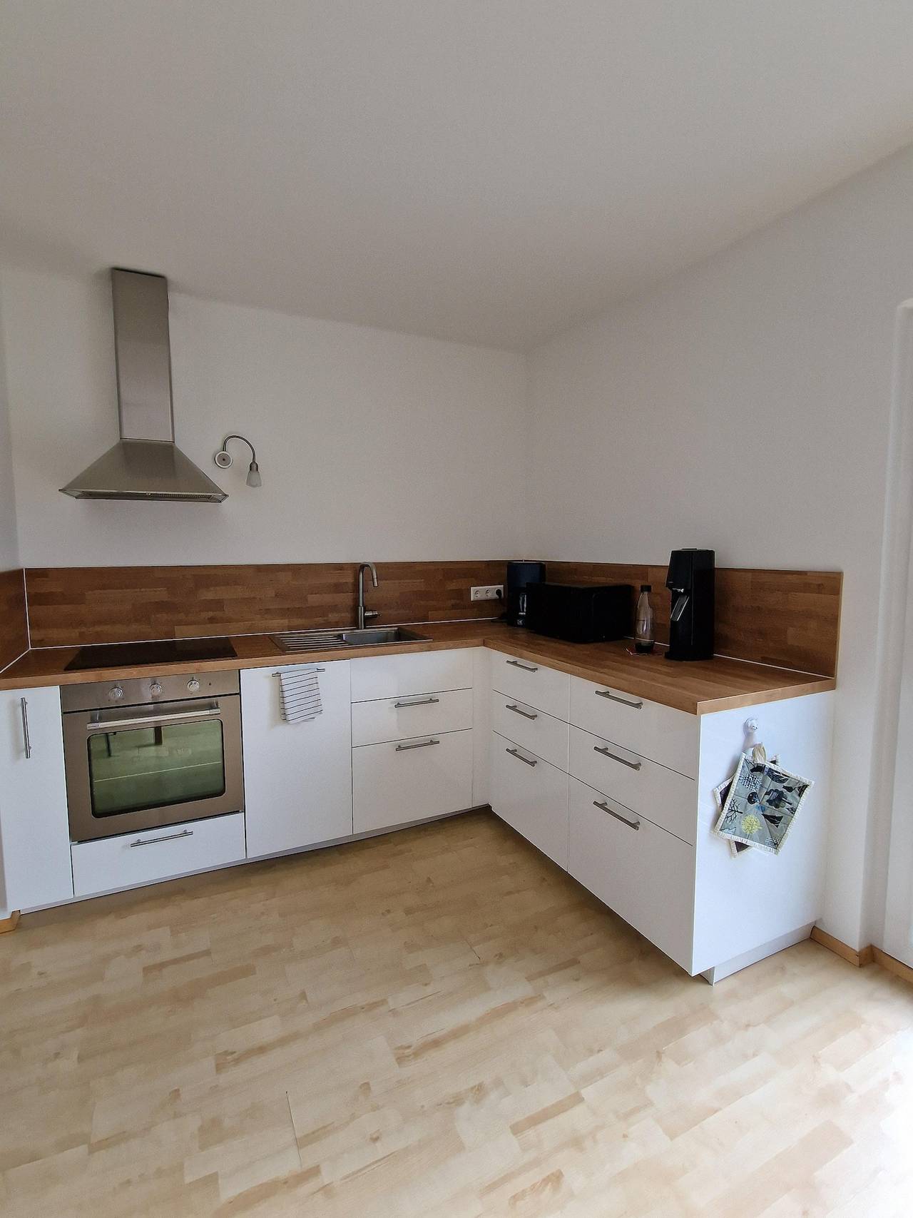 Ganze Ferienwohnung, Appartement/Fewo, Dusche und Badewanne, ruhig in Neustadt an der Weinstraße, Deutsche Weinstraße