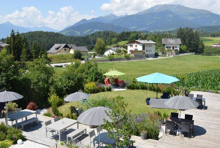 Pension für 6 Personen, mit Balkon und Terrasse sowie Garten am Millstätter See