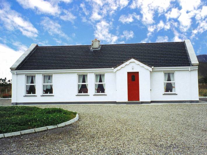 Holiday rental for 6 people, with garden, with pets in Achill Island
