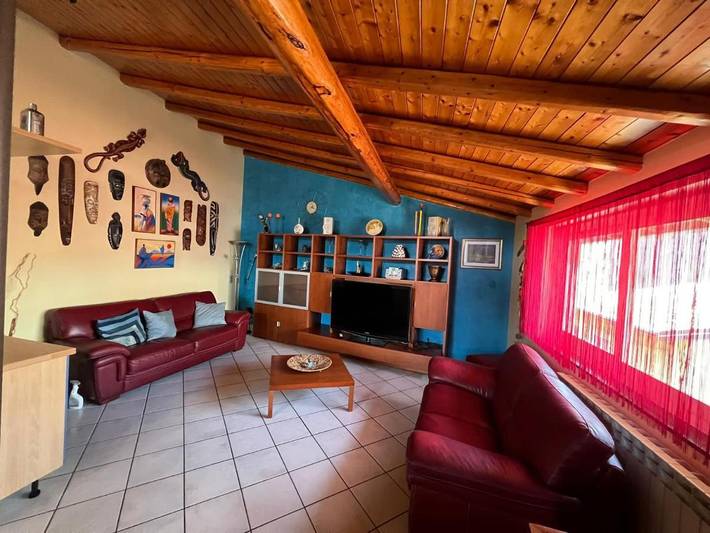 Gîte pour 3 personnes, avec terrasse à Adrano